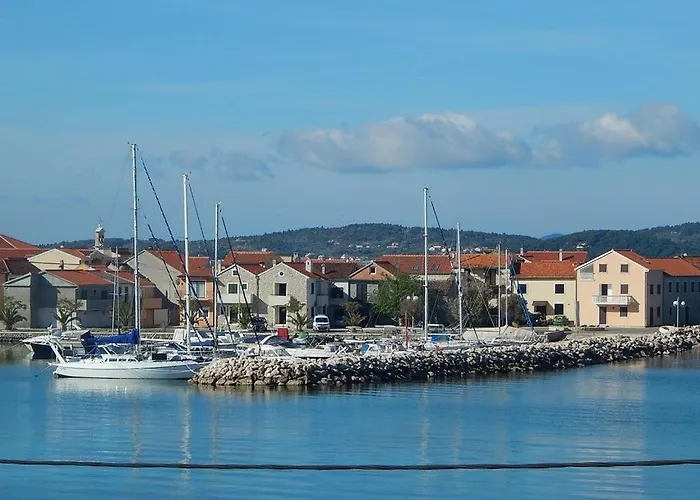 Апартаменты House *