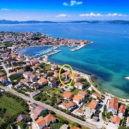 Apartament House